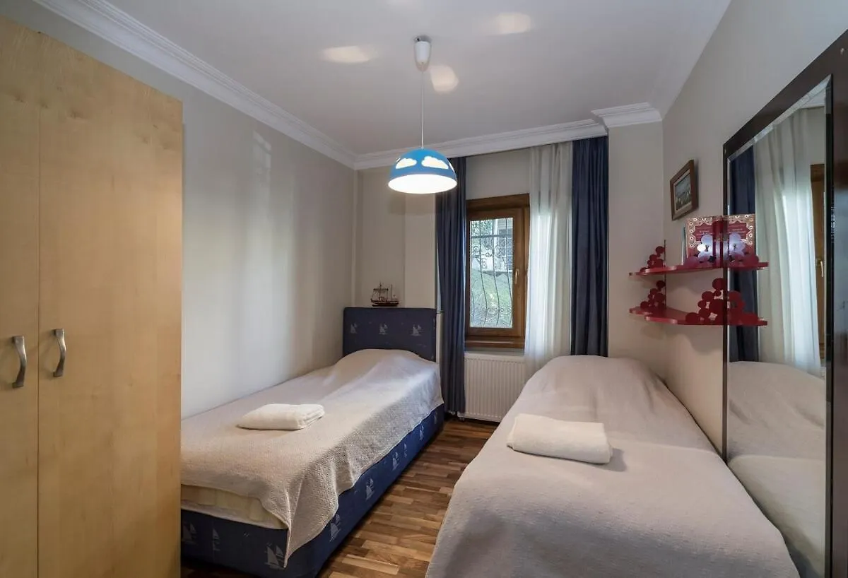 Dom wakacyjny Willa Charming 3 Bed2Bath Duplex Bosphorus Views! #53 Stambuł Turcja